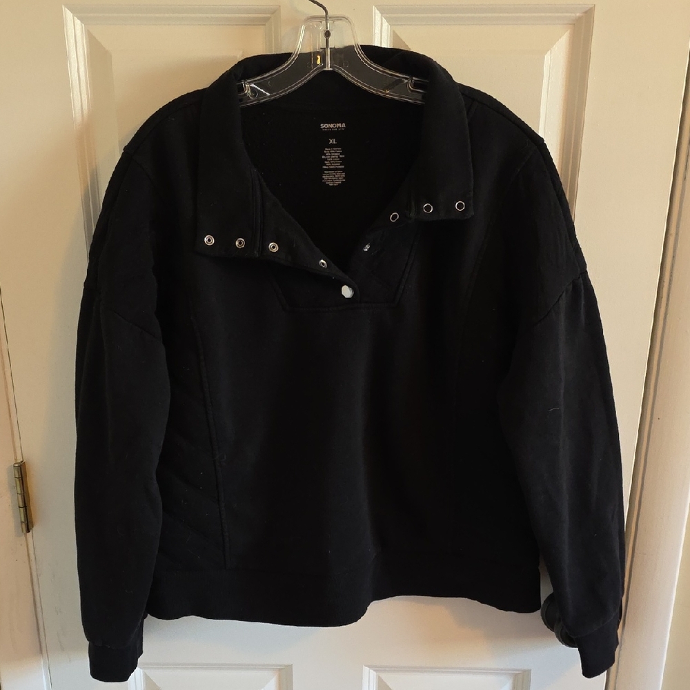 Black Snap Button Pullover